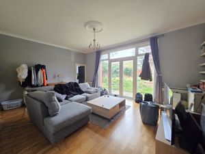 Lounge- click for photo gallery